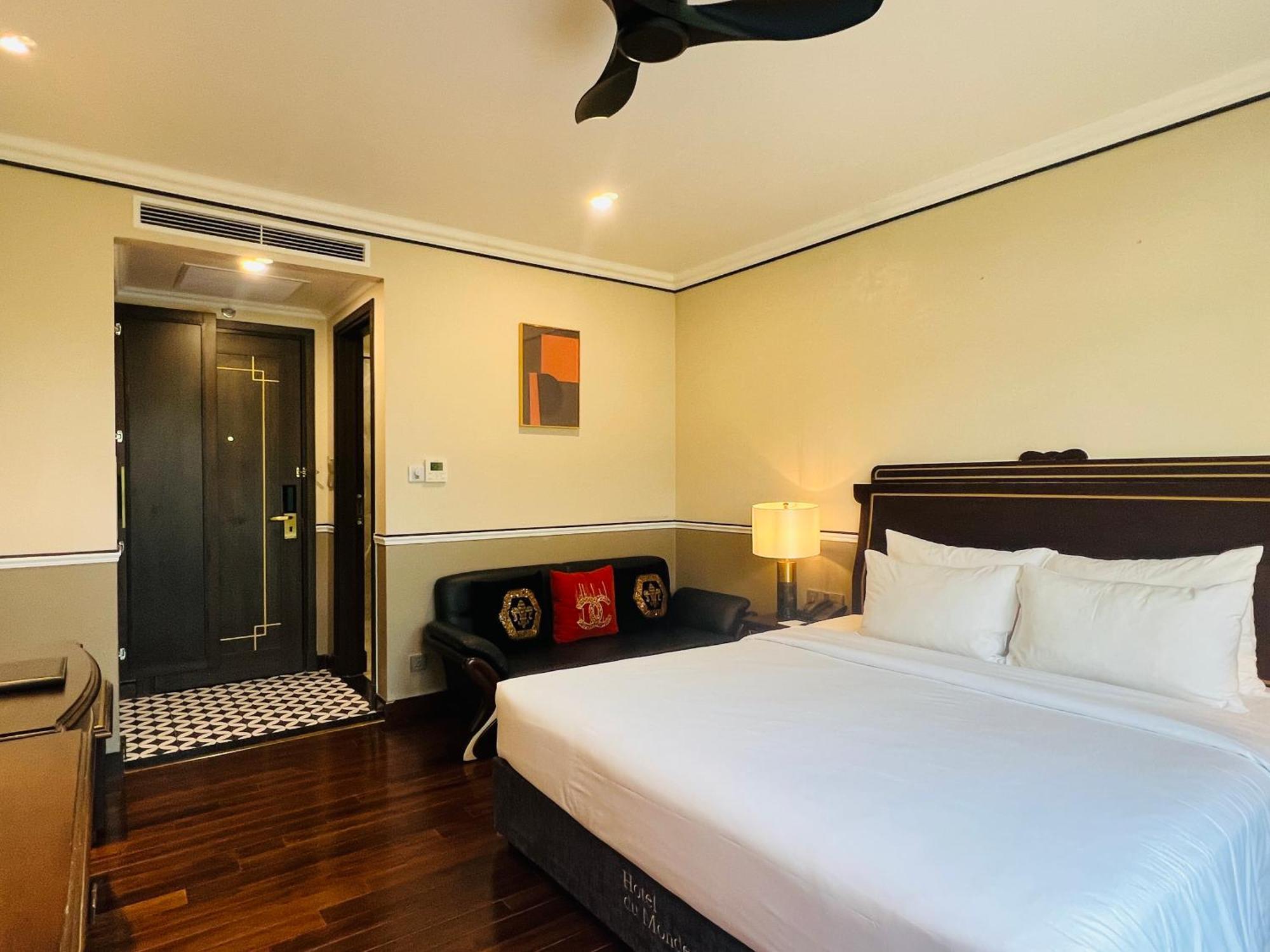 Hotel du Monde Art Hanoi Buitenkant foto
