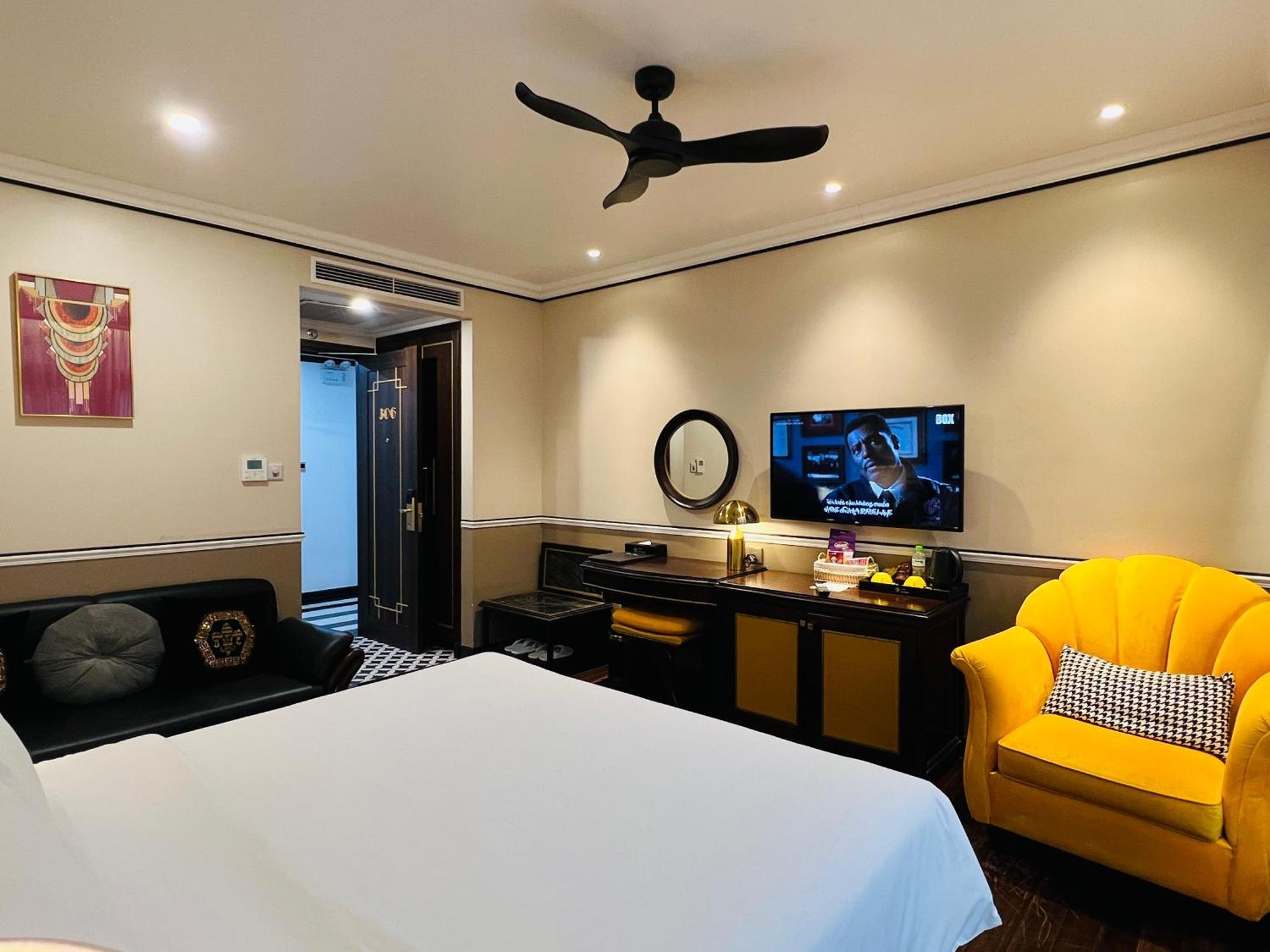 Hotel du Monde Art Hanoi Buitenkant foto