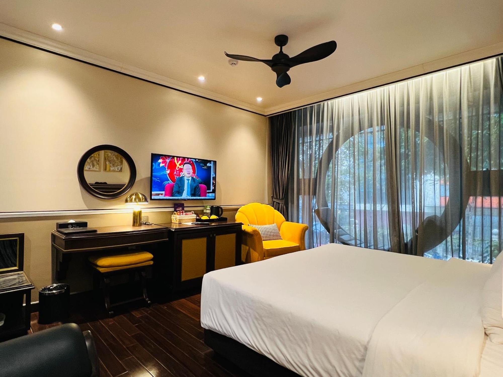 Hotel du Monde Art Hanoi Buitenkant foto